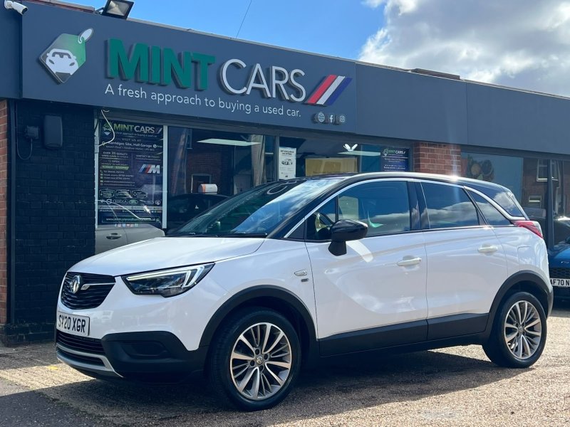 Vauxhall Crossland X — dealer photograph