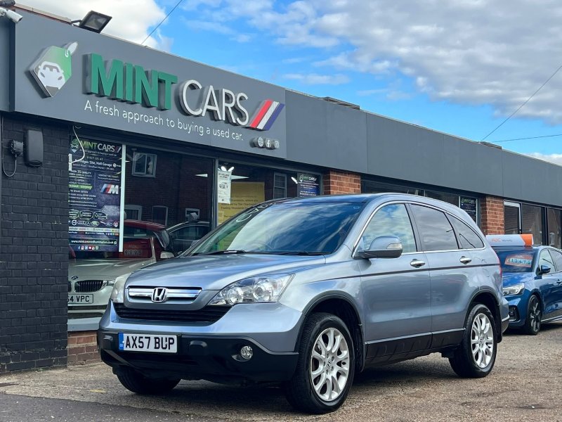 Honda CR-V — dealer photograph