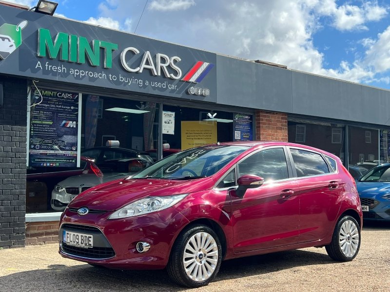 Ford Fiesta — dealer photograph
