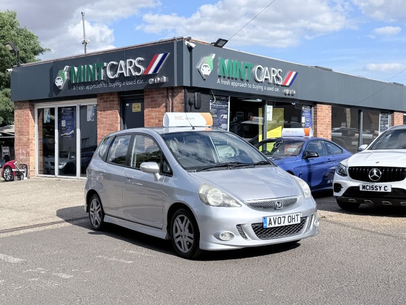 Honda Jazz — dealer photograph