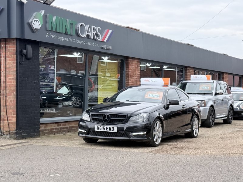 Mercedes-Benz C Class — dealer photograph
